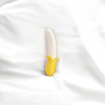 Vibrator - Thrusting Banana Geek